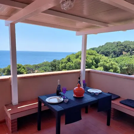 La Terrazza - Goelba Semesterbostad