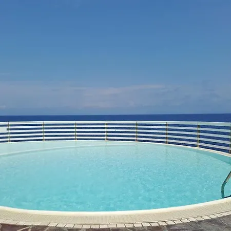 Feriehus La Terrazza - Goelba Capo D'arco